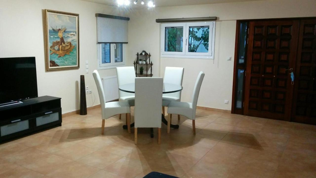 Lovely 2-Bedroom Apartment At Greek Riviera Vari  Luaran gambar